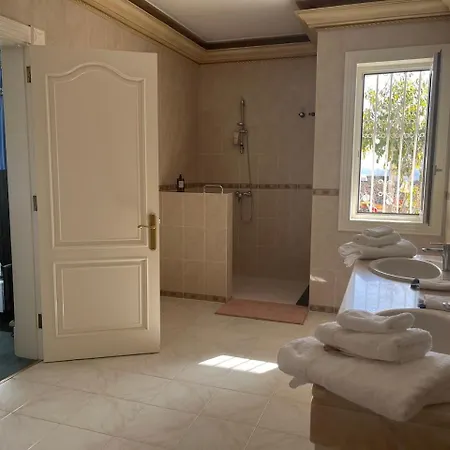 Villa Kishni, Peaceful And Luxury Arrecife (Lanzarote)