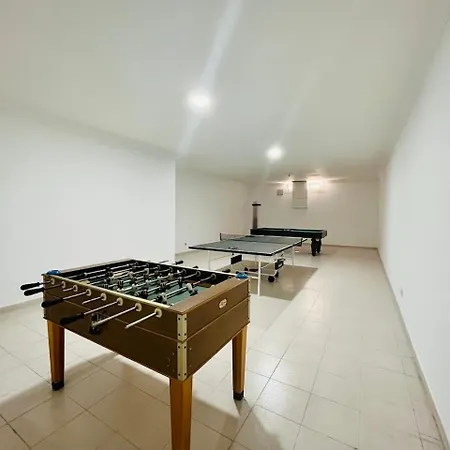 Kishni, Peaceful And Luxury Villa *