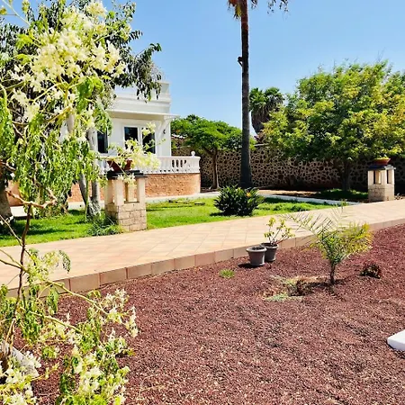 Kishni, Peaceful And Luxury Villa